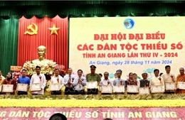 Đồng bào dân tộc thiểu số An Giang có nhiều mô hình hay, cách làm sáng tạo