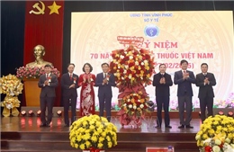 70 năm Ngày Thầy thuốc Việt Nam: Nỗ lực để có những bước tiến mới