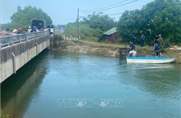 Rủ nhau đi tắm kênh, một trẻ bị đuối nước thương tâm