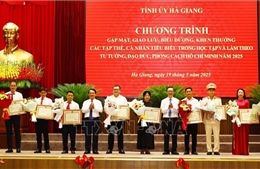 Biểu dương tinh thần ham học hỏi, hăng say trong lao động, học tập