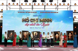 Tái hiện sinh động cuộc đời, sự nghiệp cách mạng và tấm gương đạo đức sáng ngời của Bác Hồ
