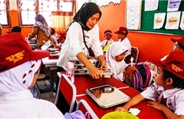 Indonesia tái chế rác thải thực phẩm từ chương trình bữa ăn miễn phí