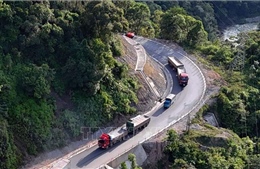 Lỗ hổng trong quản lý, kiểm soát xe &#39;hai khúc&#39; biển số Lào - Bài cuối: Nút thắt chưa được tháo gỡ