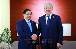 Thủ tướng Phạm Minh Chính gặp Thủ tướng Kyrgyzstan