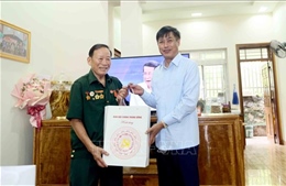 Đoàn công tác Ban Nội chính Trung ương thăm, tặng quà tại Sơn La