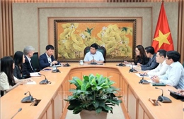 Phó Thủ tướng Nguyễn Chí Dũng tiếp Giám đốc điều hành Viện Chính sách cấp tiến (Hoa Kỳ)
