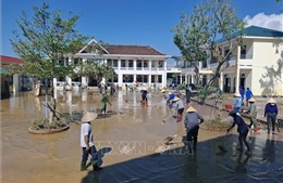 Hà Tĩnh: Gấp rút khắc phục hậu quả bão lũ, sớm đưa học sinh trở lại trường học