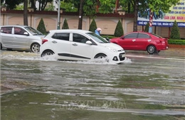 Thời tiết đêm 6 và ngày 7/10: Dự báo hoàn lưu bão gây mưa to ở Bắc Bộ và Thanh Hóa