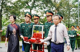 Truy điệu và an táng 14 hài cốt liệt sĩ