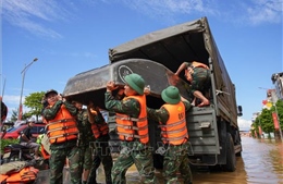 Quân khu 1 triển khai lực lượng giúp dân khắc phục hậu quả bão lũ