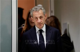Pháp: Cựu Tổng thống Nicolas Sarkozy thi hành án phạt tù