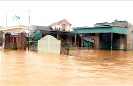 Hà Tĩnh căng mình chống lũ, nhiều hộ dân phải sơ tán khẩn cấp