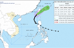 Bão số 14 di chuyển chậm hướng về đảo Đài Loan (Trung Quốc)