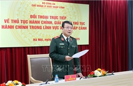 Không còn tình trạng xếp hàng để làm thủ tục xuất nhập cảnh