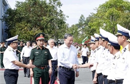 Tổng Bí thư Tô Lâm thăm, làm việc tại Vùng 5 Hải quân