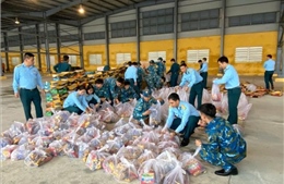 Sư đoàn 372 sẵn sàng bay cứu trợ đồng bào lũ lụt khu vực miền Trung