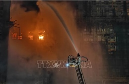 Vụ cháy chung cư ở Hong Kong (Trung Quốc): Bắt giữ 3 nghi phạm bị cáo buộc ngộ sát 