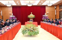 Thường trực Ban Bí thư tiếp Đoàn cán bộ cao cấp Đảng Nhân dân Cách mạng Lào