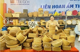 Liên hoan Ẩm thực và Du lịch làng nghề, phố nghề thu hút hơn 30.000 lượt khách