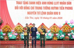 Trao danh hiệu Anh hùng LLVT nhân dân tặng Trung tướng Huỳnh Tiền Phong