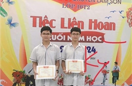Hai anh em song sinh cùng giành giải Nhất môn Toán kỳ thi học sinh giỏi Quốc gia