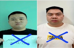 Công an tỉnh An Giang bàn giao 2 đối tượng truy nã người Trung Quốc