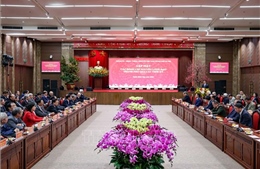 Gặp mặt các đồng chí nguyên lãnh đạo thành phố Hà Nội qua các thời kỳ