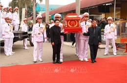 Tổ chức trọng thể Lễ hỏa táng đồng chí Đoàn Duy Thành tại quê nhà