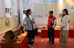 Triển lãm 'Bao cấp - Một thời để nhớ' với hơn 220 hình ảnh, tài liệu, hiện vật