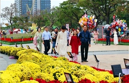 Đà Nẵng rộn ràng sắc Xuân, vững bước vào kỷ nguyên phát triển mới