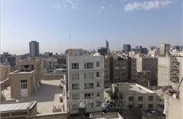 Kuwait tạm dừng các chuyến bay tới Iran, UEA đóng cửa không phận