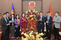 Phó Chủ tịch Quốc hội Nguyễn Thị Thanh chúc mừng Ngày Thầy thuốc Việt Nam