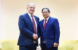 Thủ tướng Phạm Minh Chính tiếp Chủ tịch Đảng Cộng sản Liên bang Nga Gennady Ziuganov