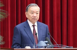 Bế mạc Hội nghị lần thứ hai Ban Chấp hành Trung ương Đảng khoá XIV