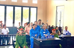 Năm bị cáo nhận án tù vì hành vi mua bán trẻ em qua biên giới