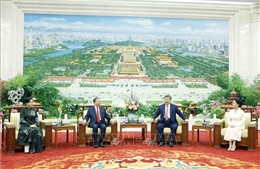 Tổng Bí thư, Chủ tịch nước Tô Lâm và Phu nhân cùng Tổng Bí thư, Chủ tịch nước Tập Cận Bình và Phu nhân dự tiệc trà