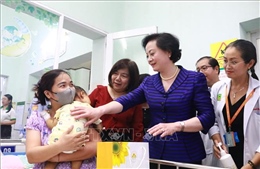Hơn 2.200 tỷ đồng ủng hộ Quỹ 'Ngày mai tươi sáng' hỗ trợ bệnh nhân ung thư nghèo