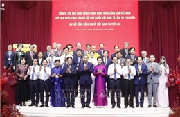 Tổng Bí thư, Chủ tịch nước Tô Lâm gặp gỡ cộng đồng người Việt Nam tại Thái Lan
