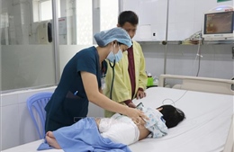 Bé trai 4 tuổi qua cơn nguy kịch sau thời gian dài chỉ uống sữa tươi