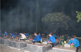 Nhiều tỉnh, thành phố tổ chức Lễ thắp nến tri ân các Anh hùng liệt sĩ 