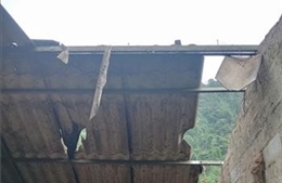 Lốc xoáy làm tốc mái, hư hỏng 47 căn nhà ở Cao Bằng 