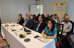 Phái đoàn Việt Nam tại Geneva tổ chức tọa đàm về chính sách công nghiệp