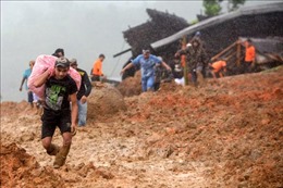 Nạn nhân trong đợt lở đất và mưa lũ tại miền Trung Indonesia tăng lên 85 người