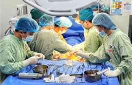 Trắng đêm lấy và ghép tạng hồi sinh sự sống cho 3 người bệnh