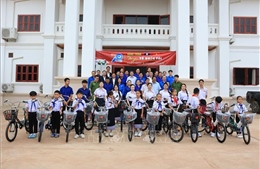 Thanh niên Việt Nam-Lào tăng cường hợp tác, thắt chặt tình đoàn kết