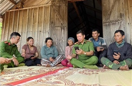 &#39;Đi từng ngõ, gõ cửa từng nhà&#39; lấy ý kiến nhân dân về sửa đổi Hiến pháp