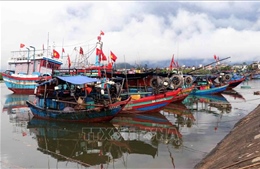 Ứng phó bão số 10: Hà Tĩnh cấm biển từ sáng 27/9