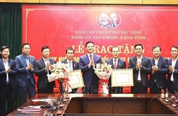 Bắc Ninh: 1.570 đảng viên vinh dự được tặng, truy tặng Huy hiệu Đảng