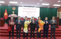 Kiện toàn các chức danh Chủ tịch, Phó Chủ tịch HĐND tỉnh Sơn La