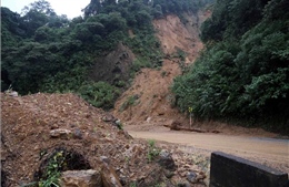 Quảng Trị nhiều điểm ngập lụt, chia cắt cục bộ do mưa lớn